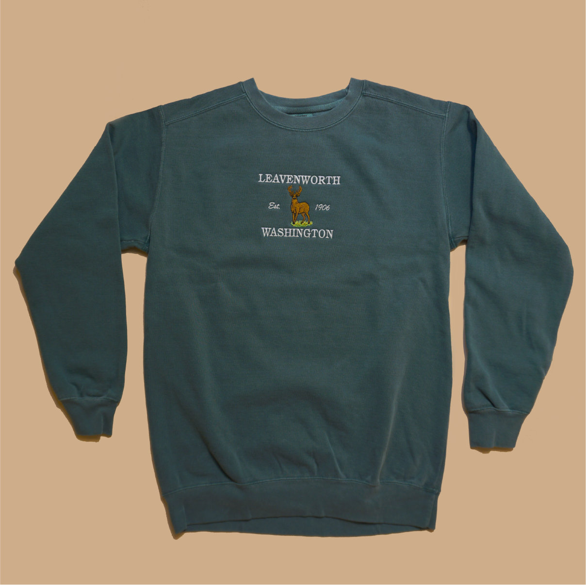 Leavenworth Retro Deer Crewneck Sweatshirt