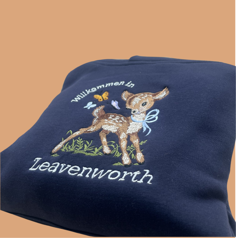 Willkommen in Leavenworth Ladies Hoodie